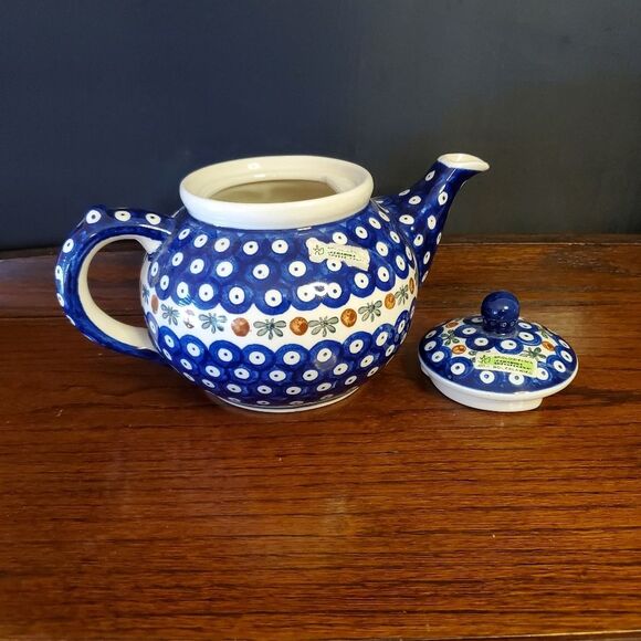 Boleslawiec Hand Made Pottery Teapot EXCELLENT CONDITION! - Picture 2 of 9